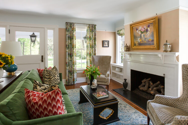 New Jersey Designer Traditional Living Room